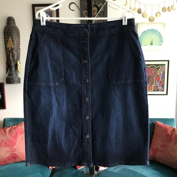 LIZ CLAIBORNE size 10 Dark Wash Blue Stretch Denim Button Front Modest Skirt - Picture 1 of 4